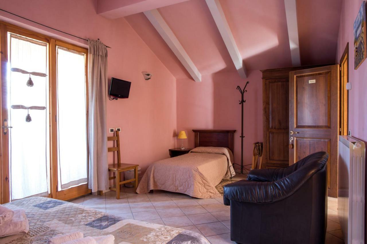 Maison d'hôtes Borgo Nuovo San Martino à Ambra Extérieur photo
