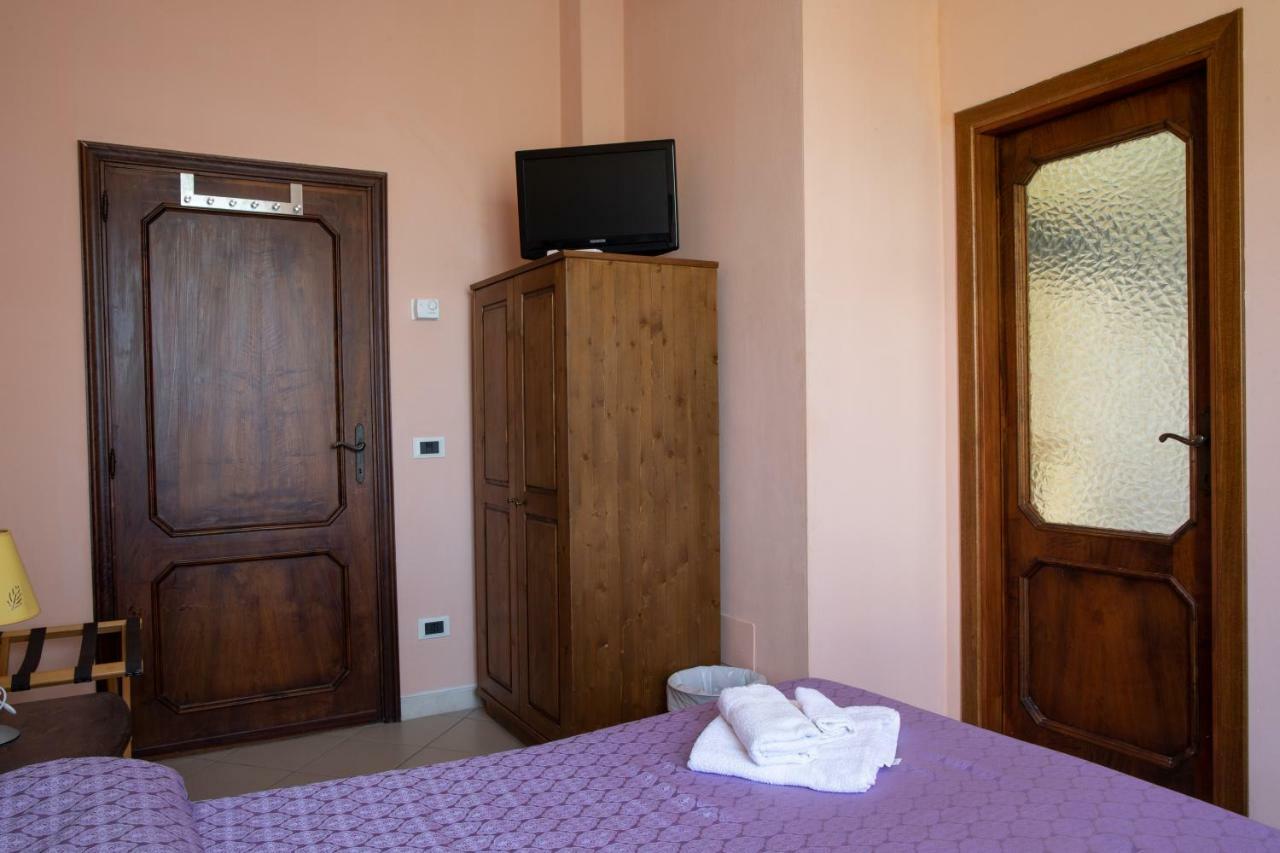 Maison d'hôtes Borgo Nuovo San Martino à Ambra Extérieur photo